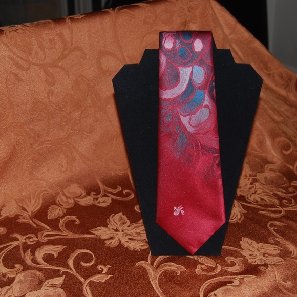 Don Loper of Beverly Hills flashy red tie - Picture 1 of 2